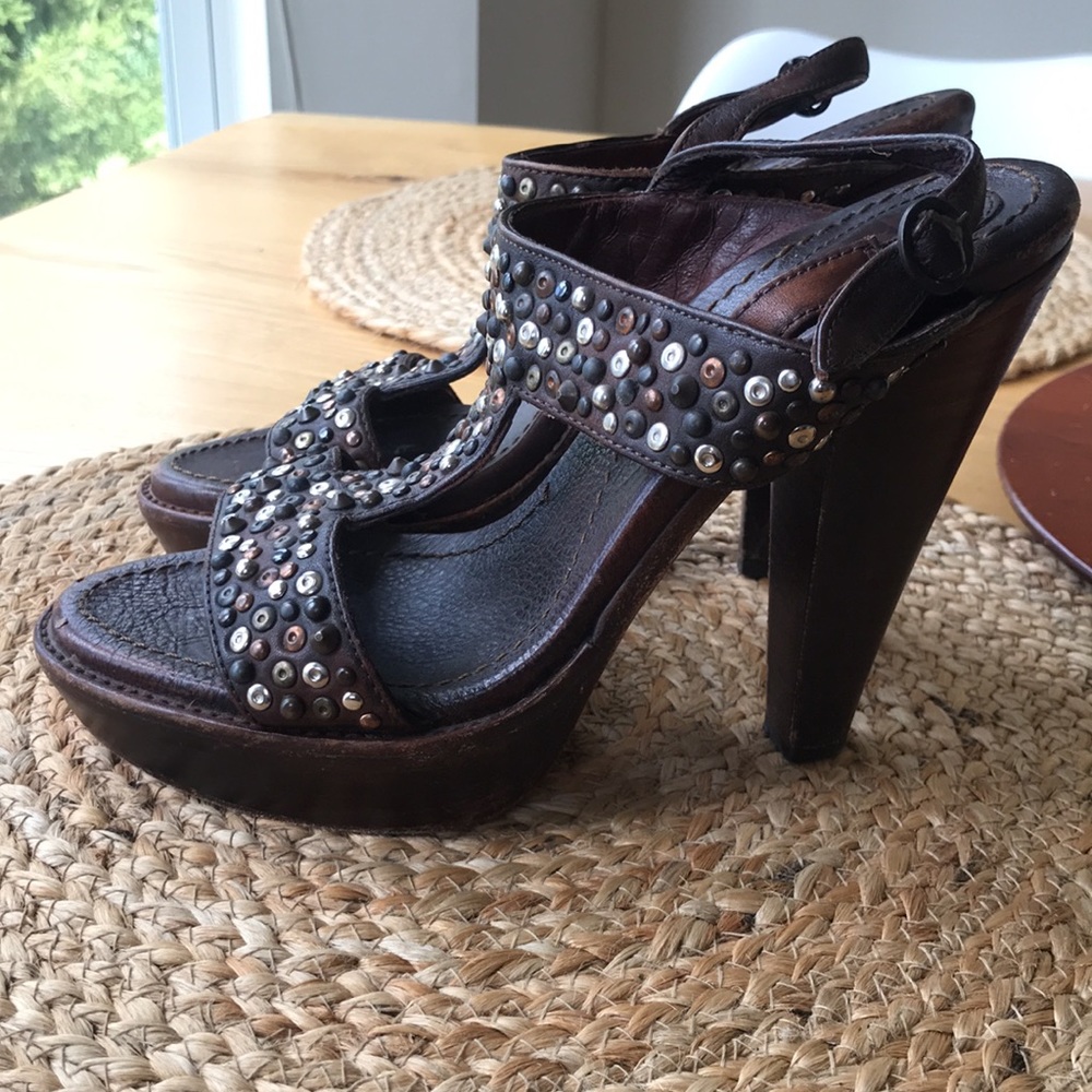 Frye with studs genuine leather.